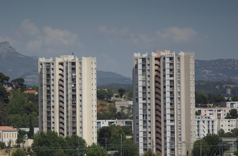 Panorama avec ciel gris